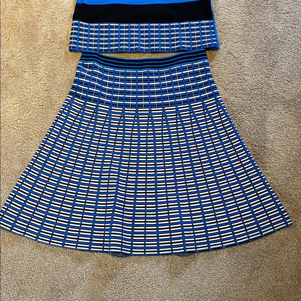 Per Se 2 Piece Matching Set Pull On Skirt & Tank Top Stretchy Blue Black Geo M - Picture 2 of 10